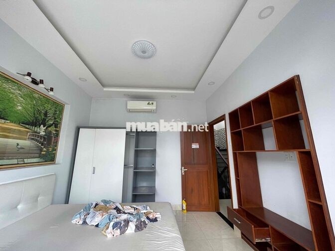 PHÒNG TRỌ BAN CÔNG MỚI GIÁ SINH VIÊN