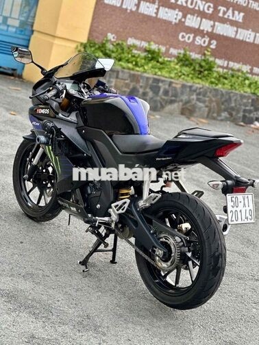 Yamaha R15 2022 Đen