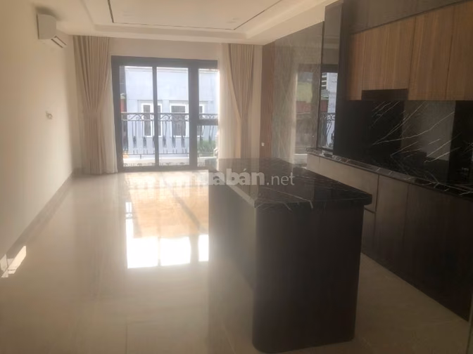 Nhà mặt 521Trương Định,53m x 7T,oto vào nhà, KD buôn bán tốt, 22,9 tỷ