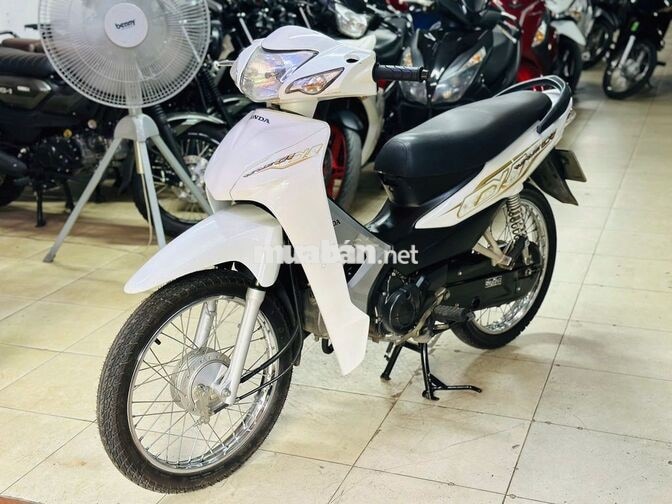 XE MÁY THỊNH PHÁT- WAVE A 110 TRẮNG NGỌC TRINH ZIN