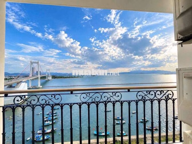 🏡 CĂN HỘ GOLDEN BAY – ĐÀ NẴNG Bạn đang tìm căn hộ có view đẹp, nội thấ