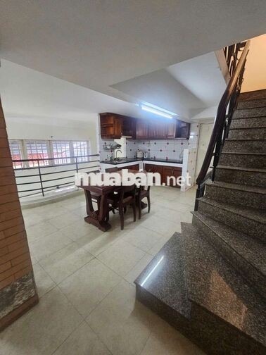 cho Thuê Nhà Nguyên Căn 175m² siêu rộng 