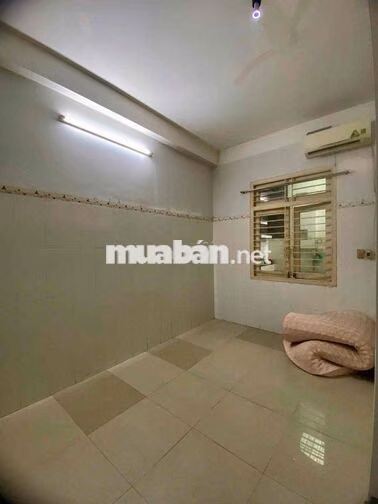 Cho thuê nhà HXH 3pn2wc sẵn nội thất 11tr p7. q8