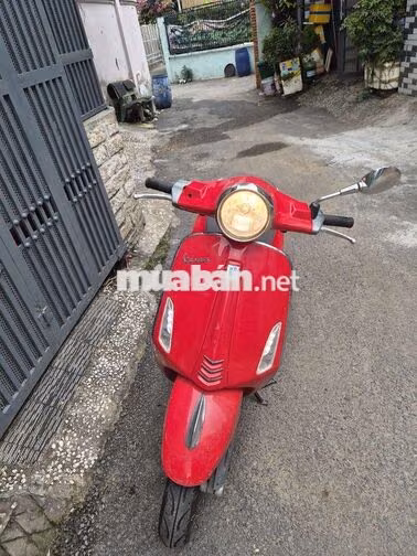 Cầm đồ thanh lý Piaggio Vespa Primavera 2015 Đỏ