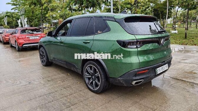 Xe VinFast Lux SA2.0 Premium 2021