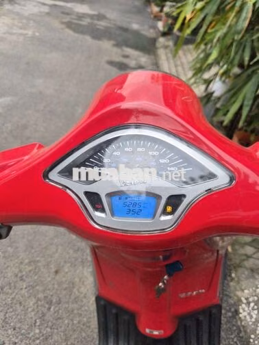 Cầm đồ thanh lý Piaggio Vespa Primavera 2015 Đỏ