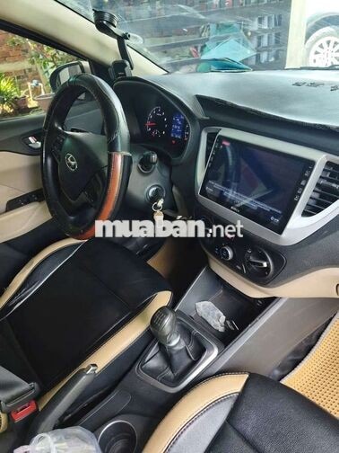 Hyundai Accent 2021 Bạc