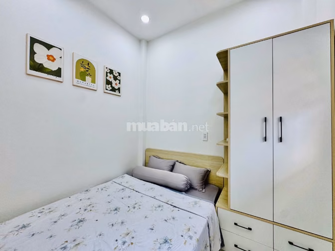 Cần bán gấp nhà đẹp 3PN hẻm xe tải thông 6m, trung tâm Q12