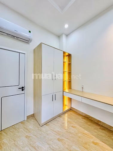 Cần bán gấp nhà đẹp 3PN hẻm xe tải thông 6m, trung tâm Q12