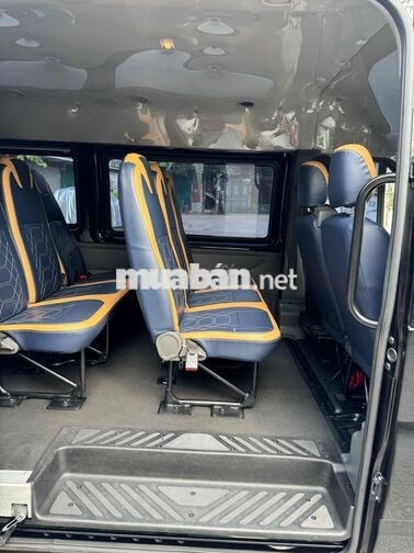 Ford Transit 2023 16 chỗ Đen 120000 km
