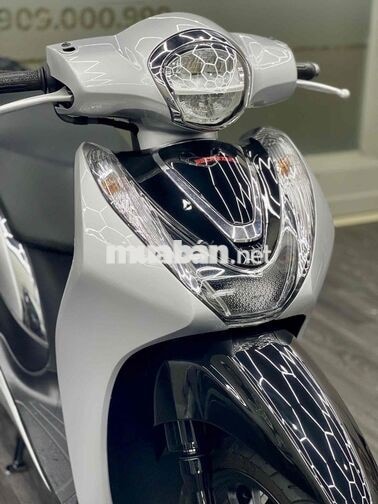 SH Mode 125 ABS Cuối 2021 Bạc Porsche Bstp