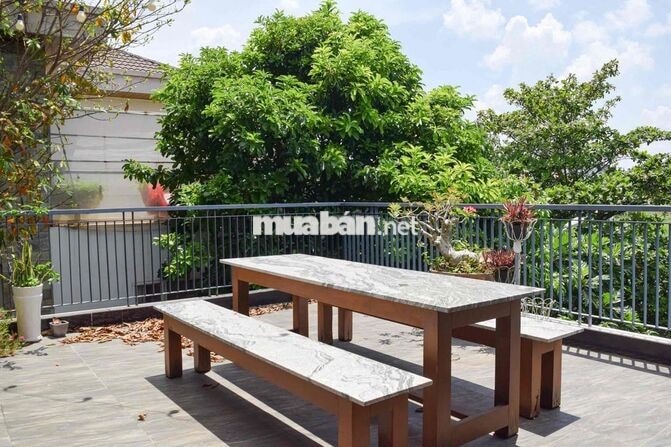 Biệt thự 3 PN Full Nội Thất - Khu dân cư Conic