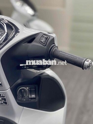 SH Mode 125 ABS Cuối 2021 Bạc Porsche Bstp