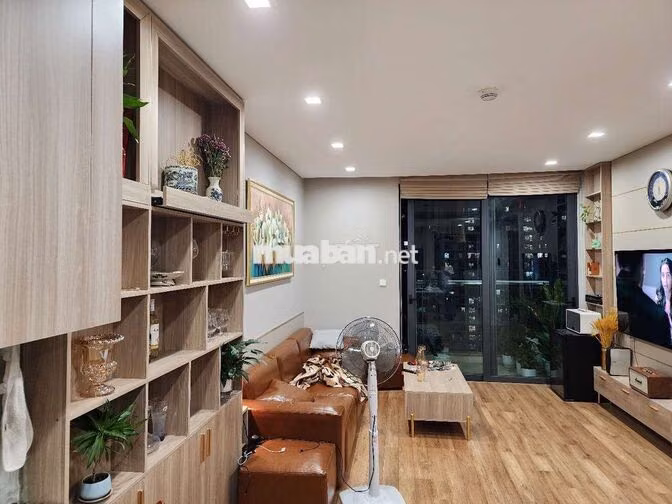 Chính chủ cân bán căn góc 2 ngủ toà the Legend 109 Nguyễn Tuân
