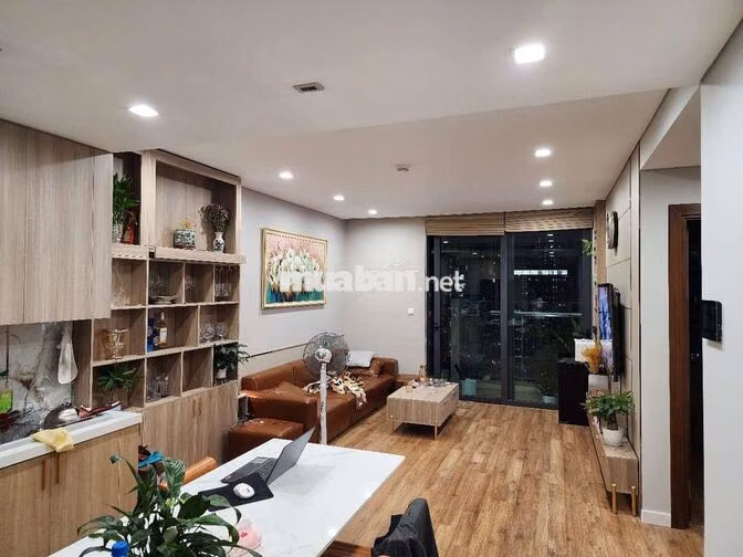 Chính chủ cân bán căn góc 2 ngủ toà the Legend 109 Nguyễn Tuân