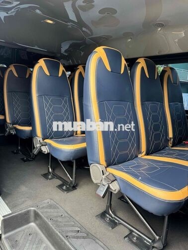 Ford Transit 2023 16 chỗ Đen 120000 km