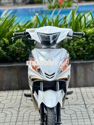 Ex xuống áo full new zin êm (nợ xấu 10đ nhận xe)