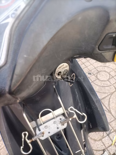 Bán xe Suzuki Axelo 125 CC côn tay 5 tr 4
