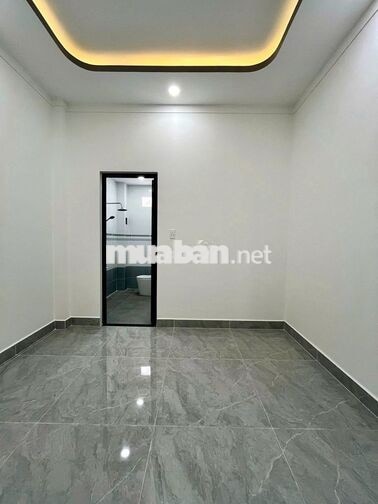 Việt kiều Mỹ xây nhà chưa kịp ở bán gấp căn nhà lầu ngay Bình Hoà 