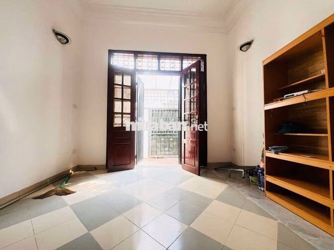 NGÕ 155 CẦU GIẤY - 2 MẶT THOÁNG - 3 NGỦ - SÂN RIÊNG - GẦN PHỐ
