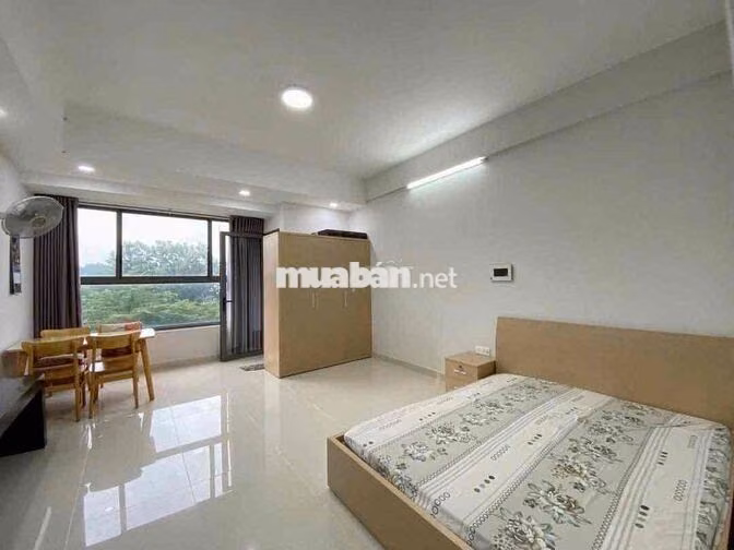 Cho thuê căn hộ chung cư Botanica Premier 1PN 1WC. Gần sân bay TSN