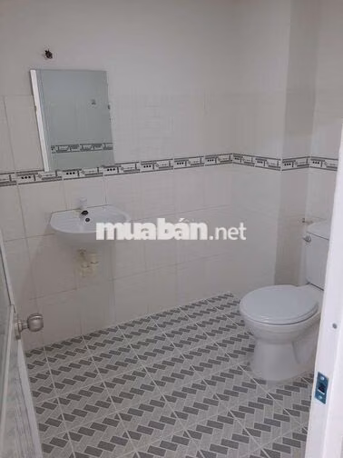  Bán gấp CH lầu 9 Lê Thành Tân Tạo 33.9m² full tiện ích, giá 700 triệu