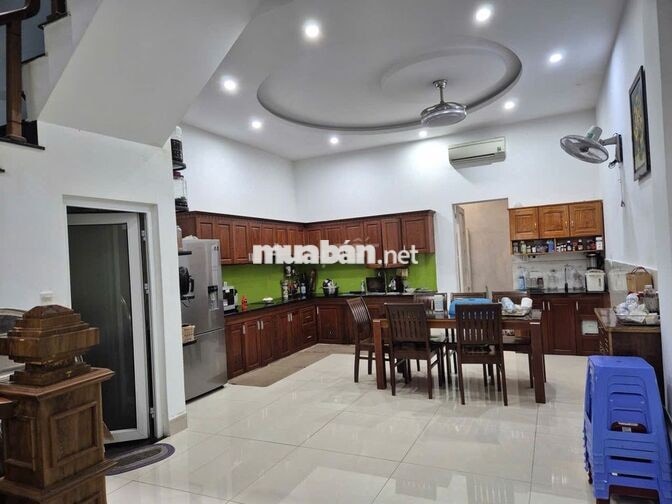 NHÀ 3 TẦNG – 100M² ĐẤT – SÂN Ô TÔ – ĐƯỜNG 7,5M – NHẤT CHI MAI
