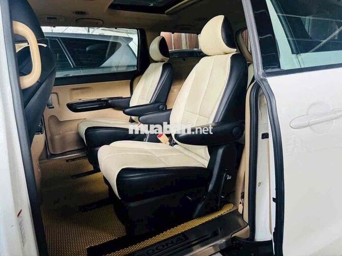 KIA Sedona 2016 Trắng Tự động 86.000km, Góp 170tr
