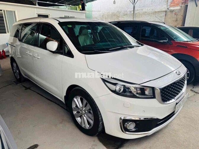KIA Sedona 2016 Trắng Tự động 86.000km, Góp 170tr
