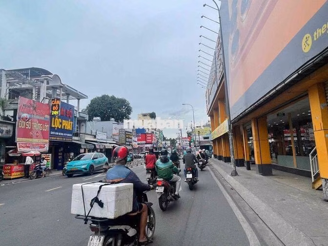 CHO THUÊ NHÀ MẶT TIỀN THỐNG NHẤT NGAY NGÃ TƯ QUANG TRUNG