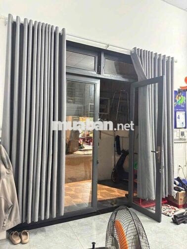 nhà một lửng 2pn đ xe tải gần hiệp bình