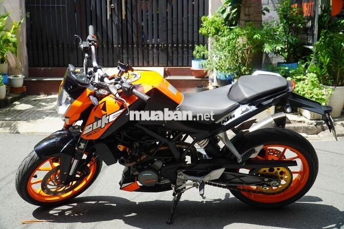 KTM Duke 200 2021 Cam lướt