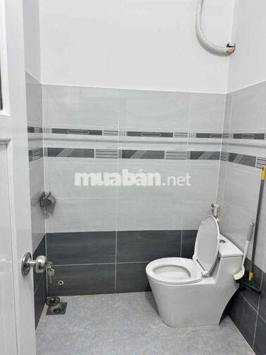 nhà một lửng 2pn đ xe tải gần hiệp bình