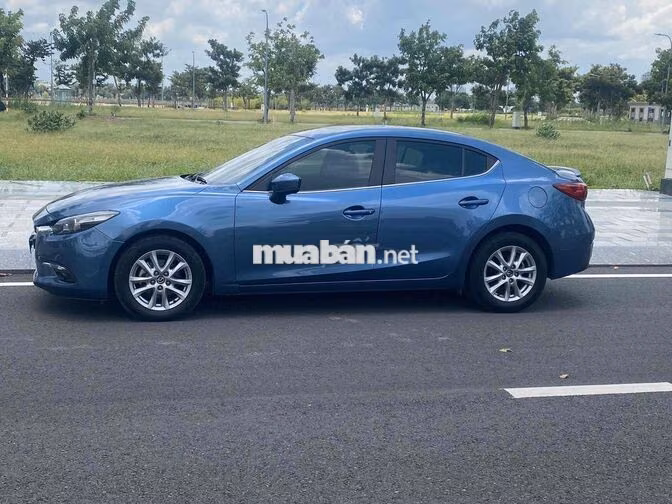 Mazda Mazda 3 Xanh 5 chỗ xăng
