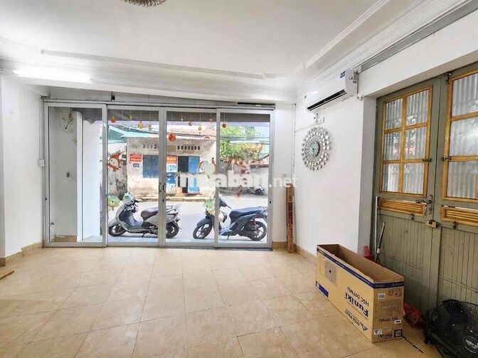 Cho thuê nhà nguyên căn, lô góc, 4 tầng kết hợp kinh doanh và ở
