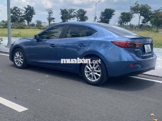 Mazda Mazda 3 Xanh 5 chỗ xăng