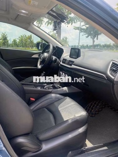 Mazda Mazda 3 Xanh 5 chỗ xăng