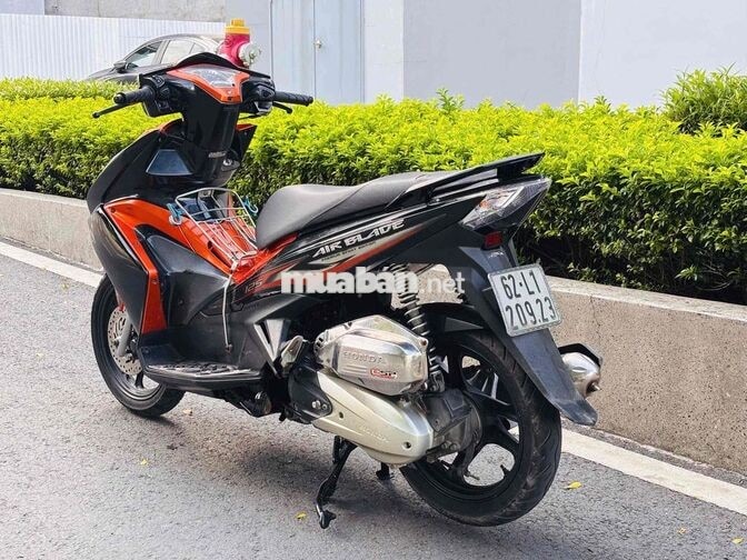 Honda Air Blade 2014 Cam đen