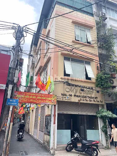 Cho thuê nhà nguyên căn , vị trí mặt phố rông và mặt ngõ 3 m