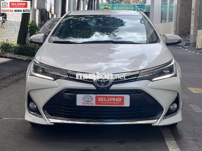 Toyota Altis 1.8G 2020 Trắng 59.000 km