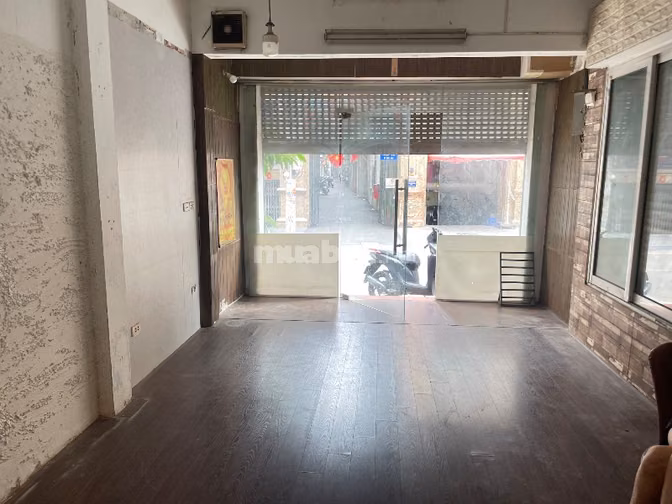 Cho thuê nhà nguyên căn , vị trí mặt phố rông và mặt ngõ 3 m