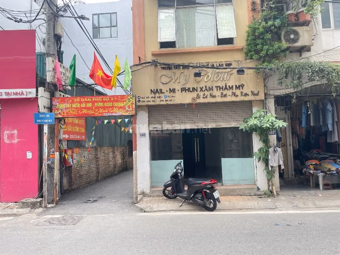 Cho thuê nhà nguyên căn , vị trí mặt phố rông và mặt ngõ 3 m
