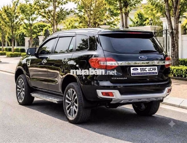 EVEREST 4x2 TITANIUM 2020, NHẬN XE CHỈ VỚI 299Tr