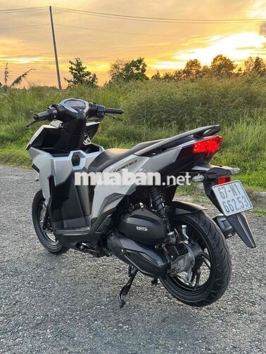 Honda Vario 2022 Bạc máy zin biển 67