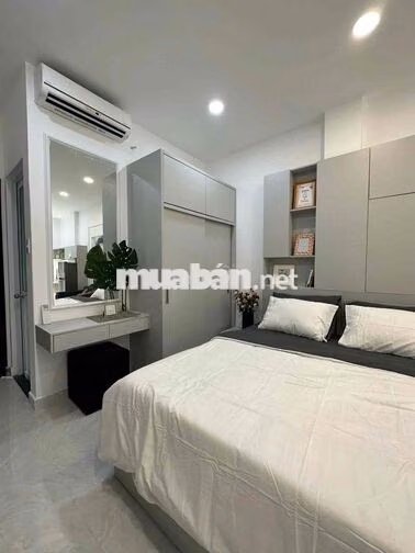CĂN HỘ CAO CẤP CÓ BAN CÔNG MỚI XÂY SIÊU ĐẸP NGAY CÔNG VIÊN LÀNG HOA