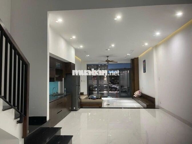 Cho thuê nhà 3 tầng MT đường ĐOÀN KHUÊ , 6PN, 6WC giá 30tr/tháng