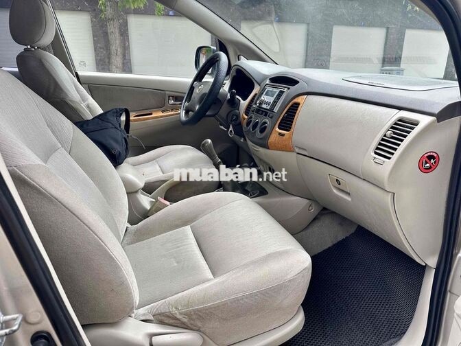 Toyota Innova 2011 G rất đẹp