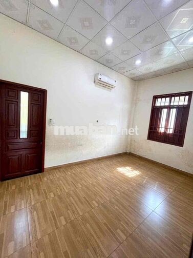 nhà lầu trệt TÂN BÌNH, DĨ AN,Kế đường Nguyễn Thị Tươi,sân xe hơi