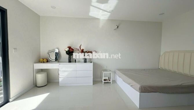 Cho Thuê Officetel Lavida Plus Q7 37m2, có nội thất, giá 9.5tr/tháng