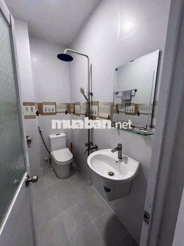 🏡🏡CHO THUÊ NHÀ NGUYÊN CĂN HẺM XE TẢI – 364 DƯƠNG QUẢNG HÀM, GÒ VẤP